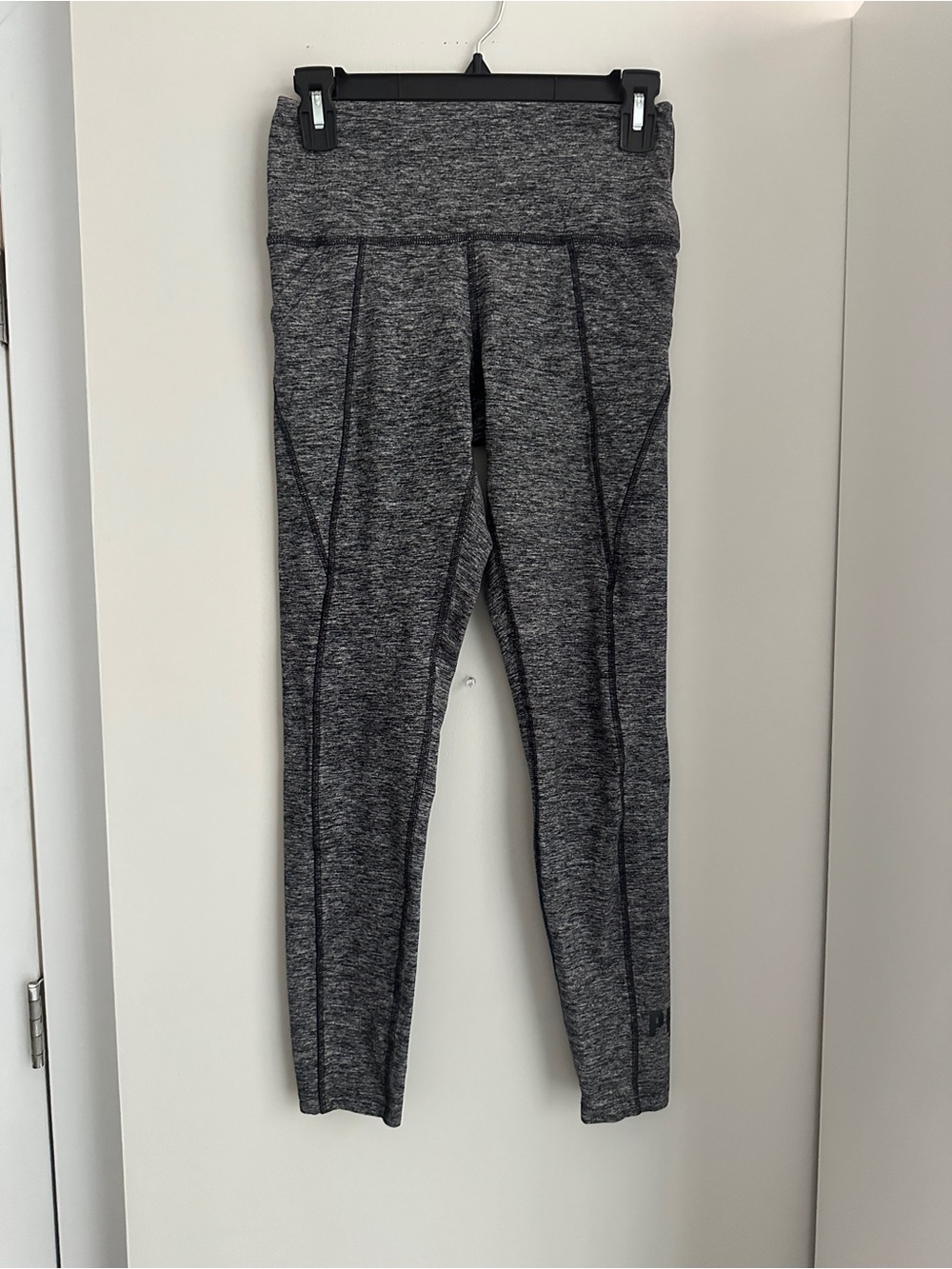 PINK Victoria's Secret Heather Gray Soft Athletic Leggings